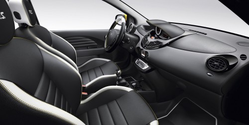 twingo rs 4 Renault Twingo R.S. – sporting up the facelifted tyke