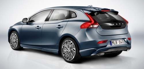 volvo-v40 001 Volvo V40 premieres in Geneva, all loaded up