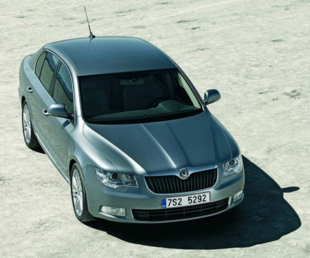 Geneva_Skoda_Superb