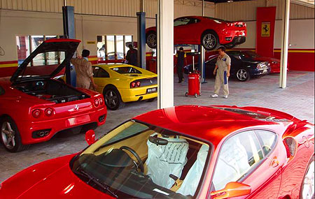 Ferrari Service Center