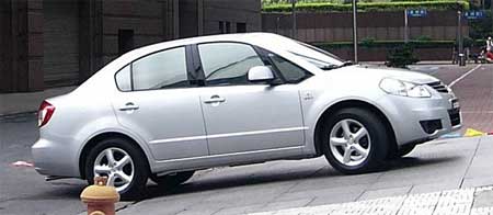 sx4sedan3.jpg