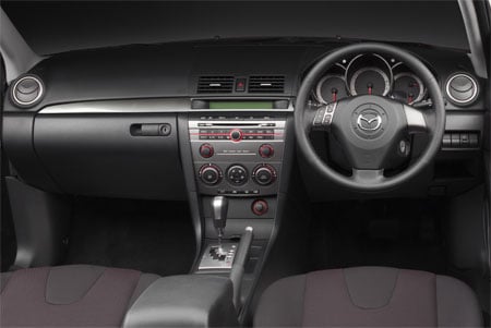 mazda3_interior_4.jpg