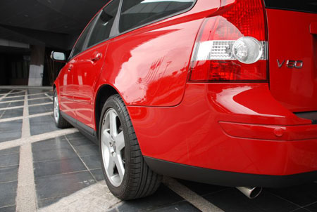 volvo-v50-hospital-3.jpg