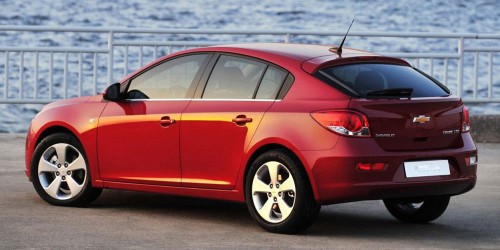 cruze-01 Production Chevrolet Cruze Hatchback revealed