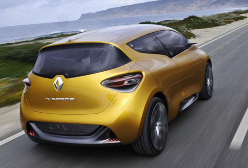 Renault R-Space: Putting sexy and romance into an MPV