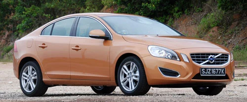 Second Generation Volvo S60 2.0T Test Drive Review