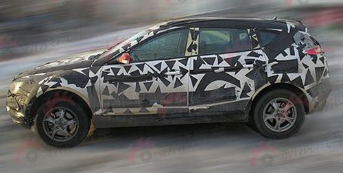 Europestar SUV based on Proton platform spied in China