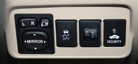Toyota Corolla Altis 2.0V – Malaysian Spec Test Drive