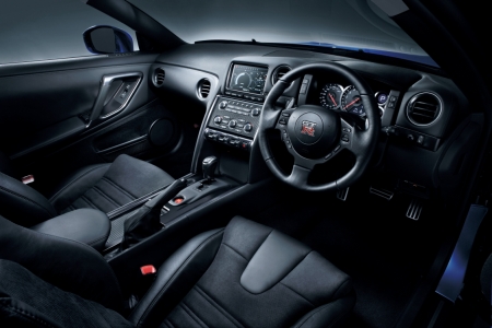 nissan gt-r 3