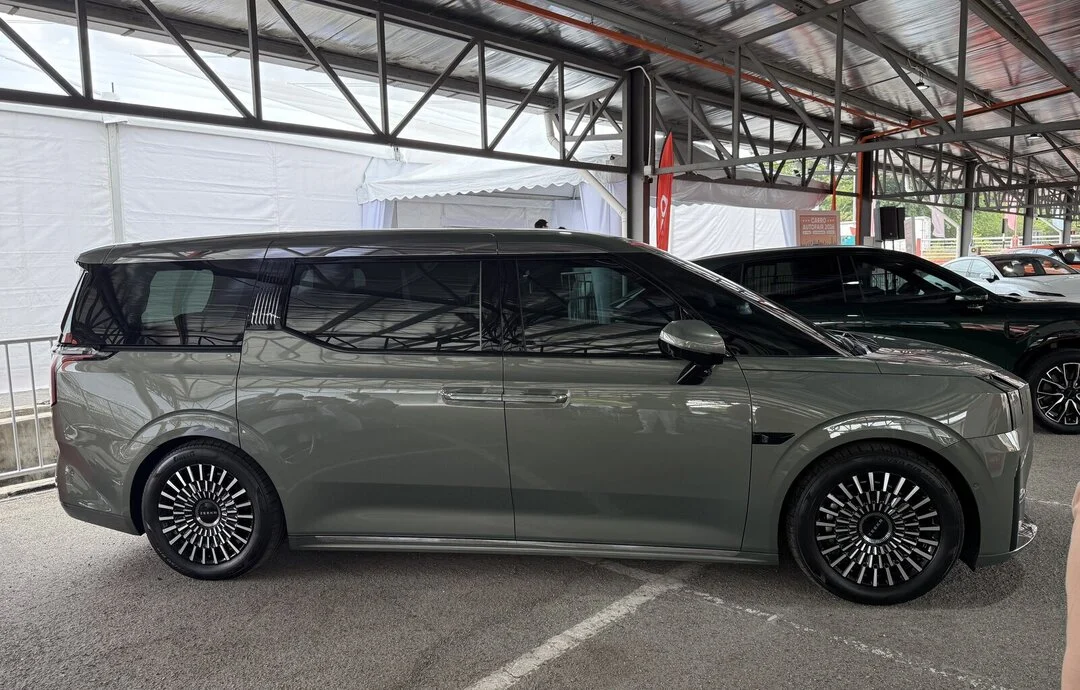 2025 ZEEKR 009 ULTRA LUXURY AT — photo 2