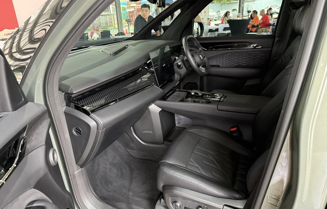 2025 ZEEKR 009 ULTRA LUXURY AT — photo 6